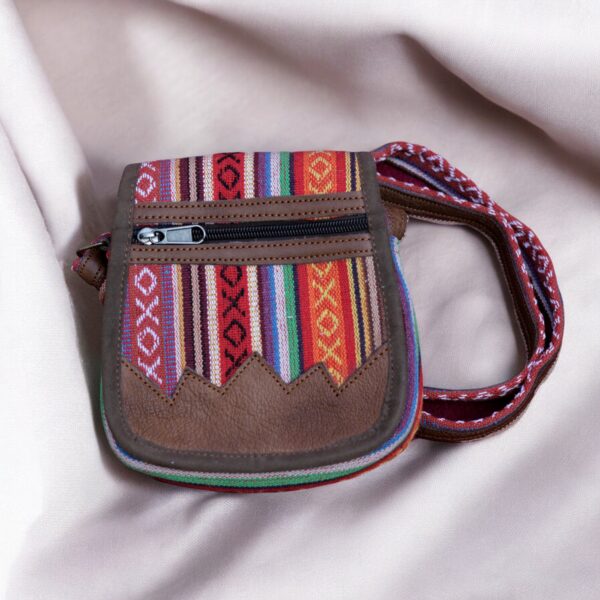 Hemp Wool Leather Shoulder Bag for Any Occasion - Fancy Side Polyester Himalayan Bag with Strap - Image 5