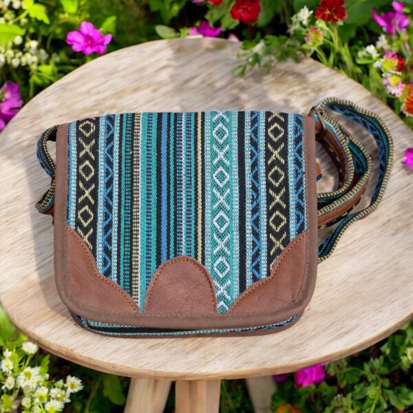 Hemp Wool Leather Shoulder Bag for Any Occasion - Fancy Side Polyester Himalayan Bag with Strap - Image 4