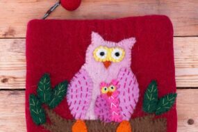 Handmade Felt Owl Coin Purse from Nepal – Cute Animal Zipper Wallet with Baby Owl – Nature Clutch Bag – Gift for Her, Kids, Owl Lover