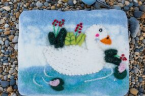 Felt Swan Purse Made in Nepal, Handcrafted Coin Pouch, Embroidered Bird Gift, Eco Friendly Wool Wallet, Nature Lover Accessory